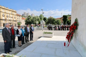 Polaganje vijena