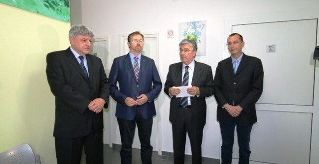 Varga obilazi specijalisticke centre 1
