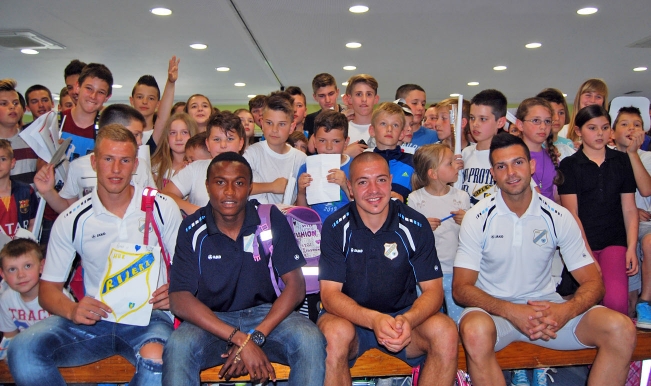 nk rijeka u školi na viškovu nk rijeka u školi na viškovu