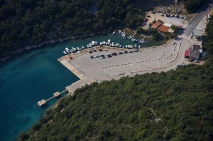 Trajektno pristanište Valbiska