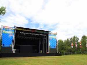 main_stagepress_0