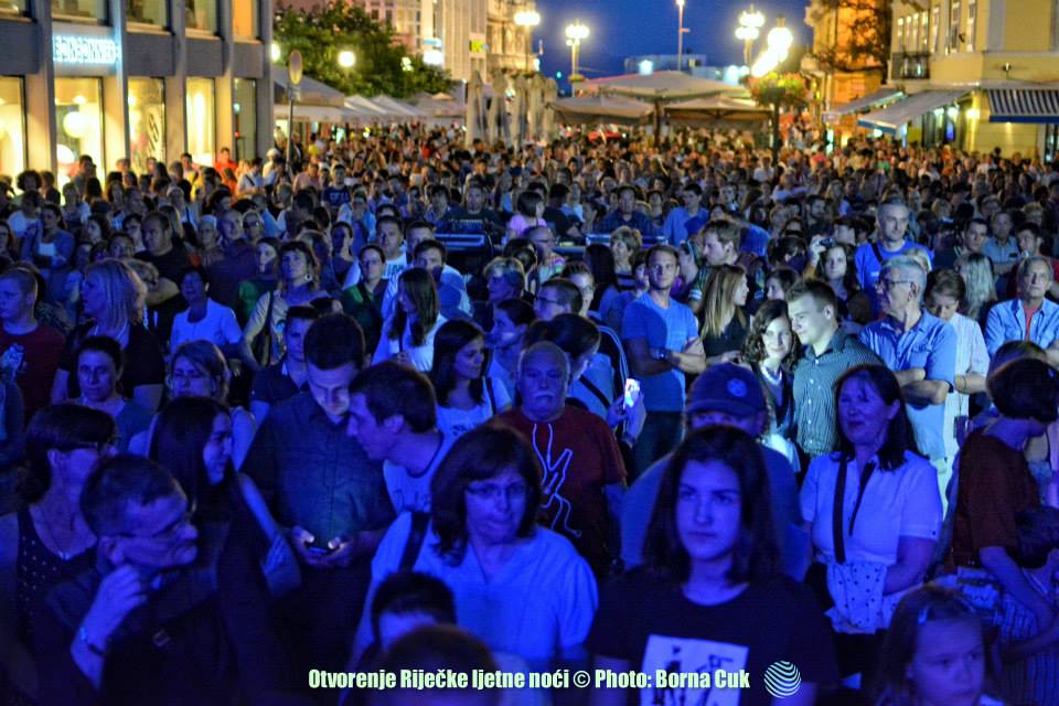 noć1