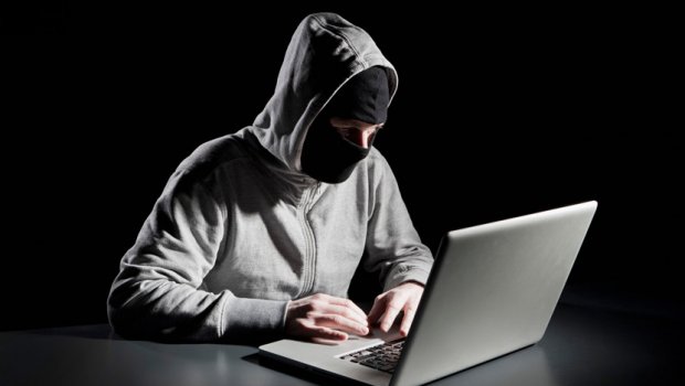 Haker-laptop-lap-top-kompjuter