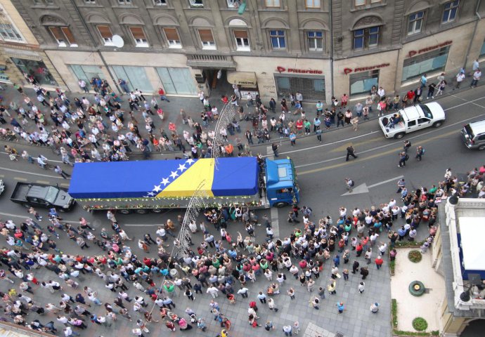 kolona sarajevo kolona sarajevo