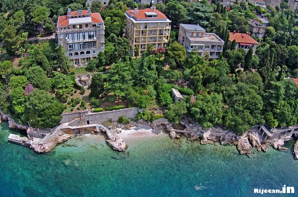 pećine plaža pećine plaža