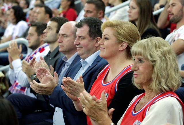 KOLINDA SLOVENIJA KOLINDA SLOVENIJA