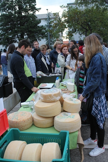 IMG_4000 IMG_4000