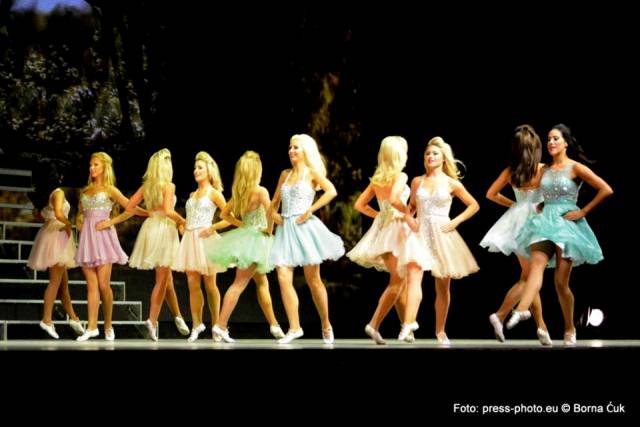 dance11 dance11