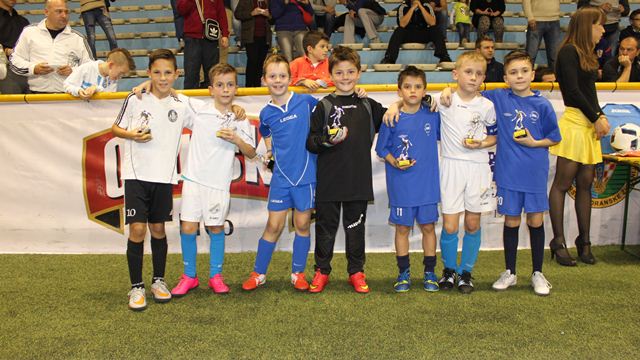 U9 NAJBOLJIH SEDAM Najbolja momčad U9 turnra, Fran prvi slijeva