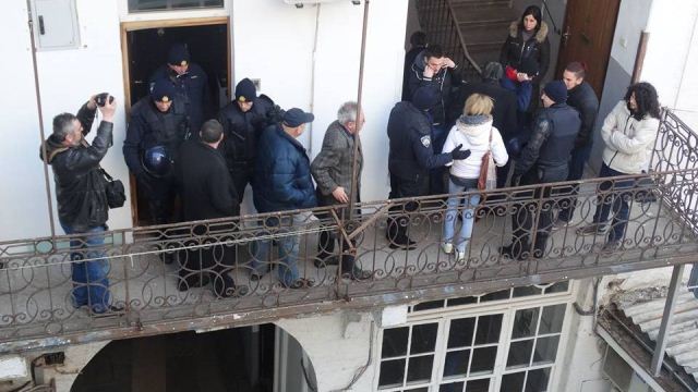 policija deložacija2