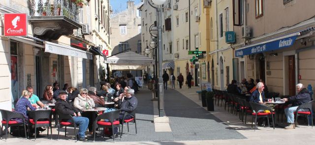 korzo terasa jelačić korzo terasa jelačić