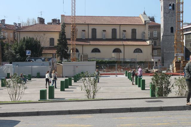 klobučarićev trgg