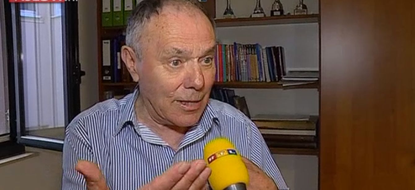 svećenik prcela