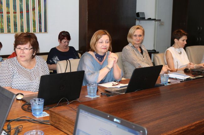 gradonačelnik kolegij Ankica Perhat, Sanda Sušanj i Irena Kregar Šegota (Foto: Grad Rijeka)