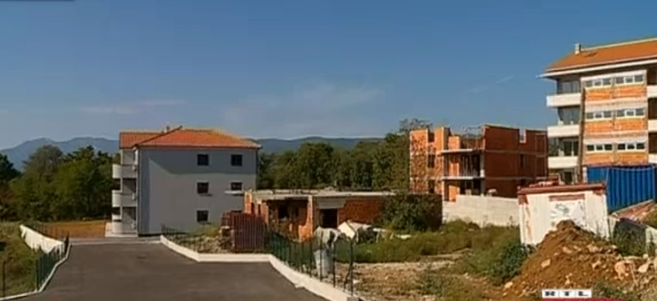 stanovi-viskovo stanovi-viskovo