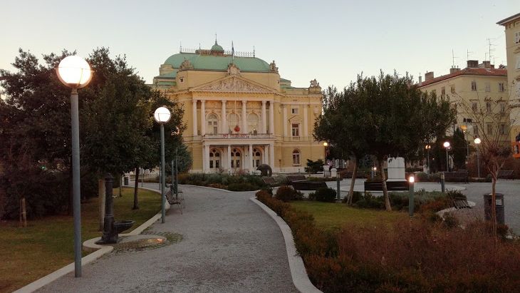 zajc zgrada romantika zajc zgrada romantika