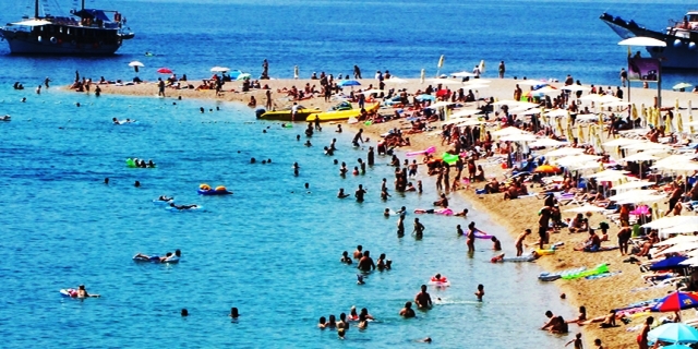 ljeto mora plaža turizam