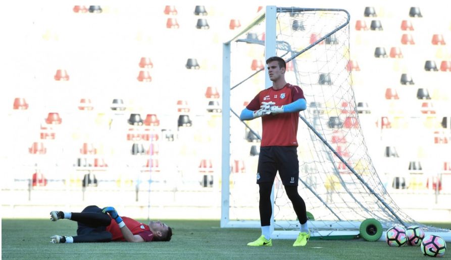 hnk rijeka vratar simon sluga