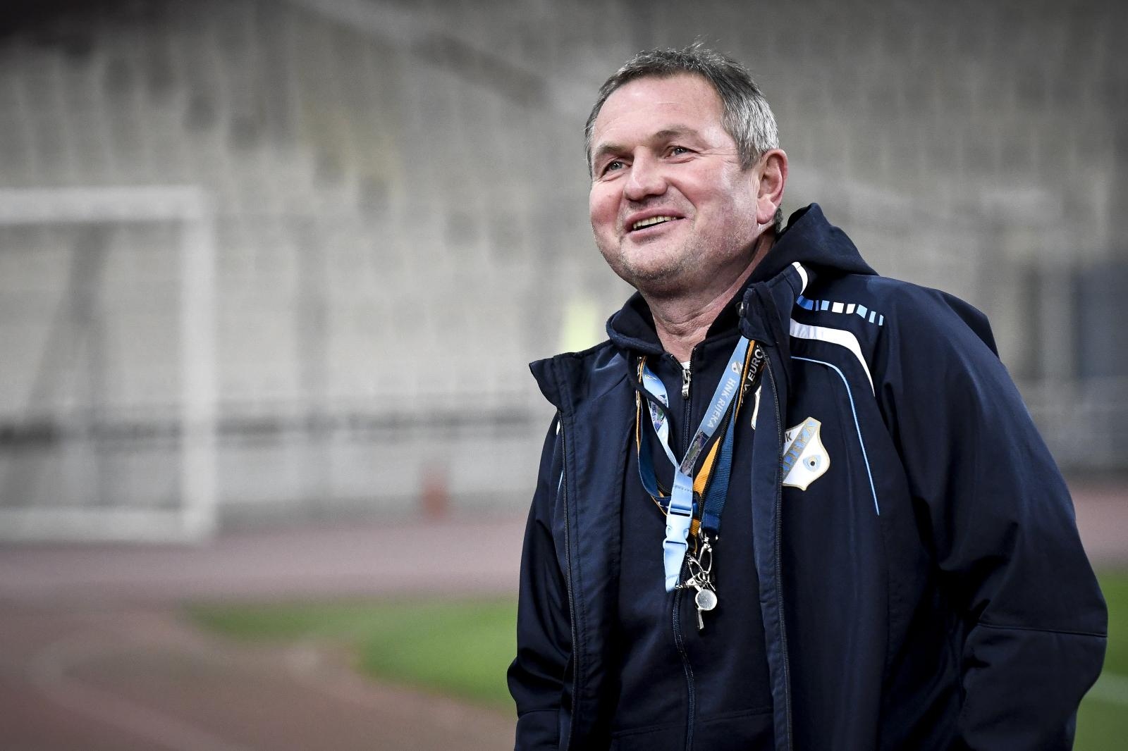 PXL_221117_18799840