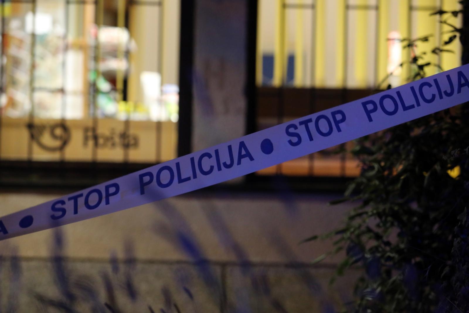 pljačka vojak stop policija