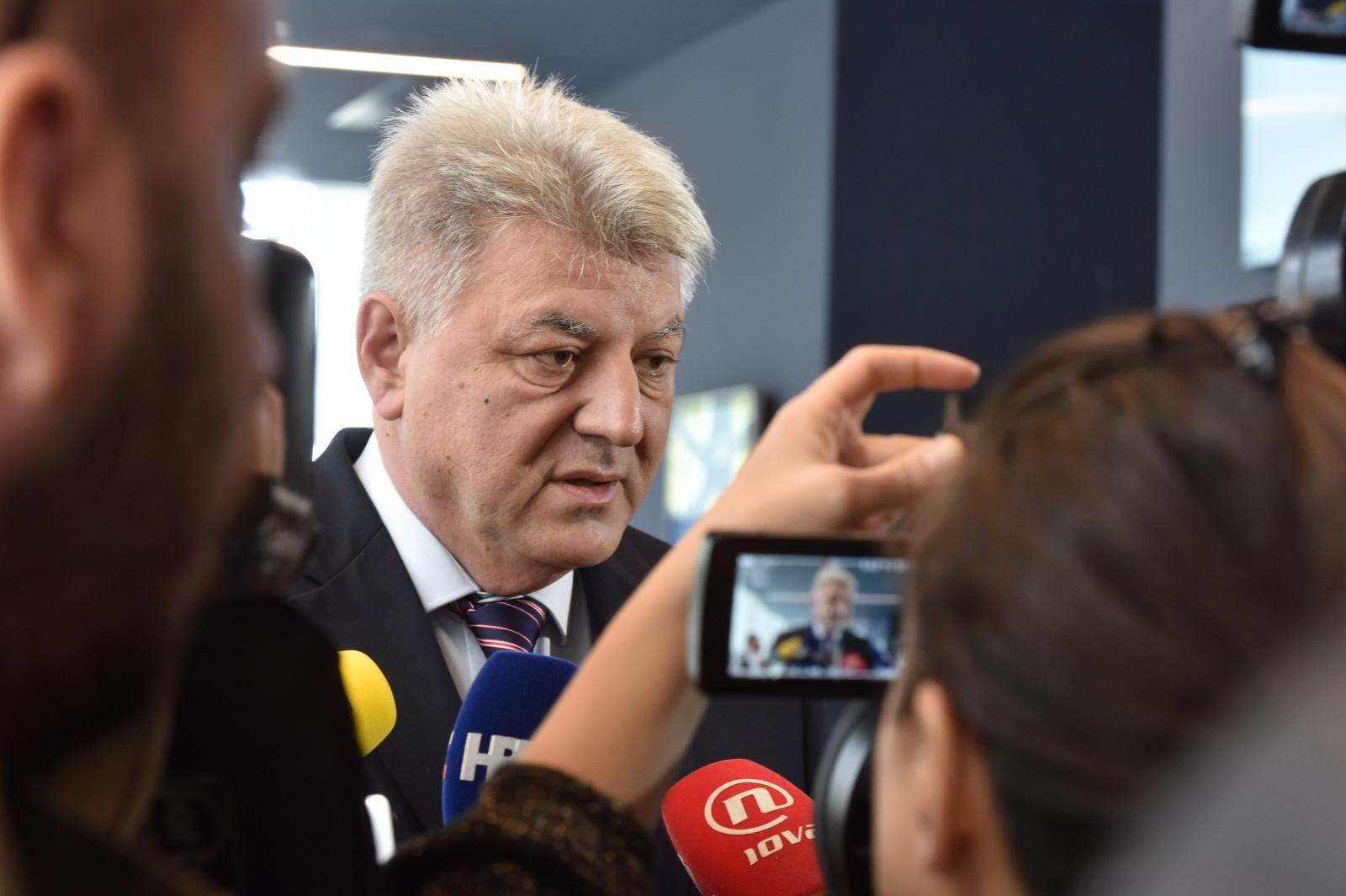 Zlatko Komadina Zlatko Komadina