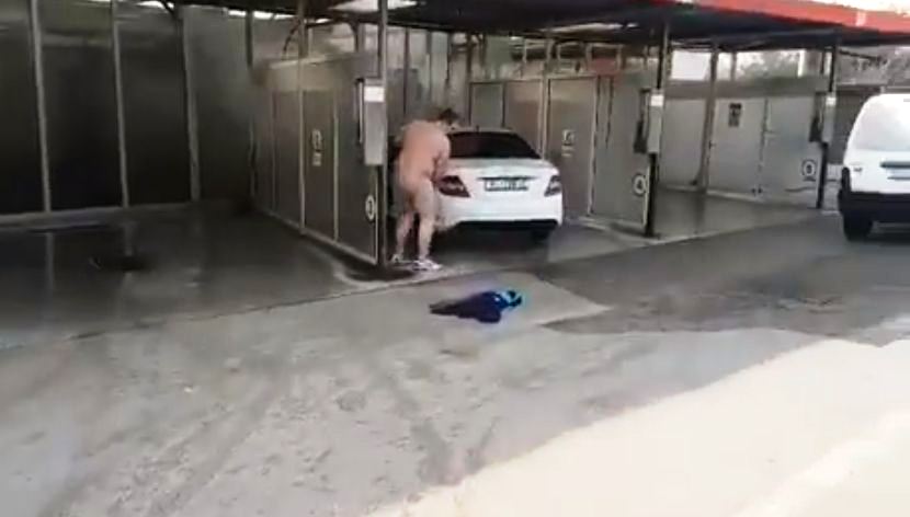 gol tuširanje