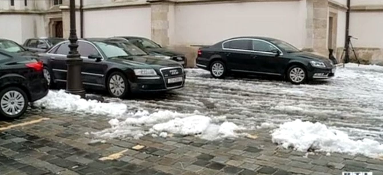 vlada skupi auti vlada skupi auti