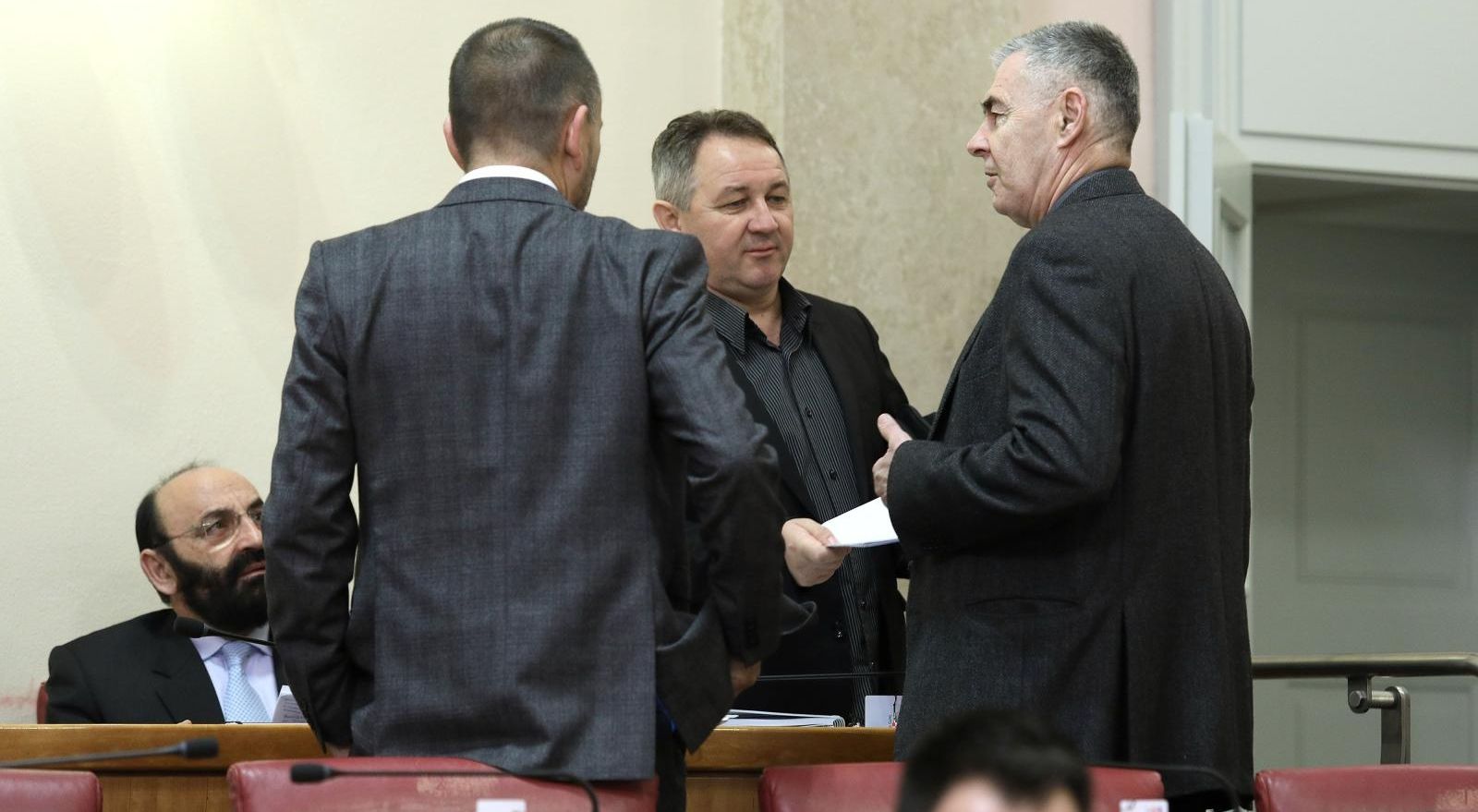 sabor glasnović desnica