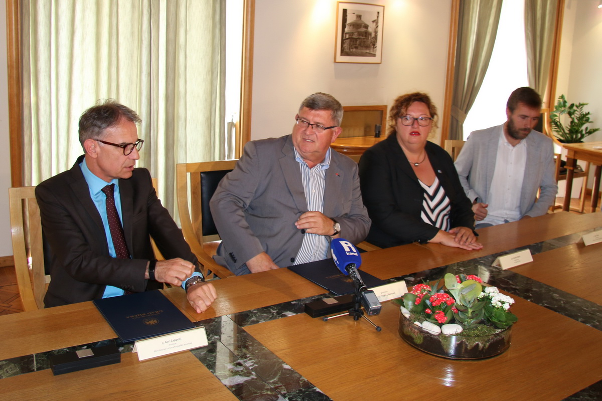 Ministarstvo-turizma-uložilo-2-milijuna-kuna-u-program-Rijeka-2020.-Europska-prijestolnica-kulture-2