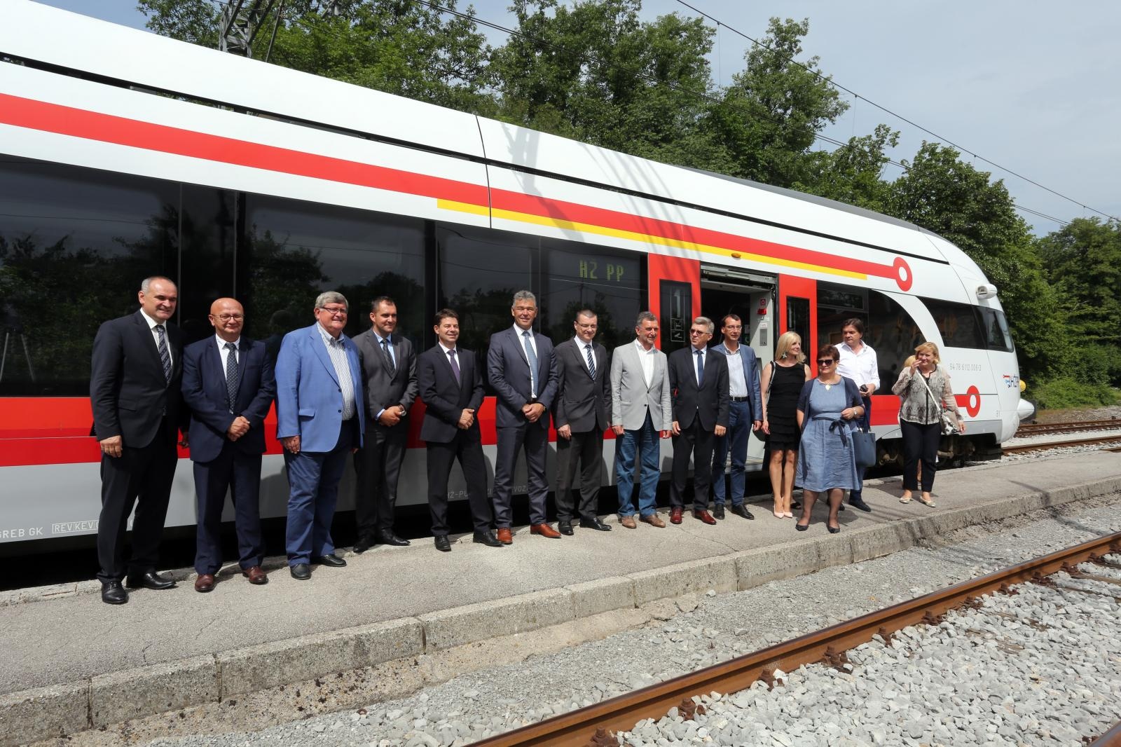 prijevoz gradska željeznica prijevoz gradska željeznica