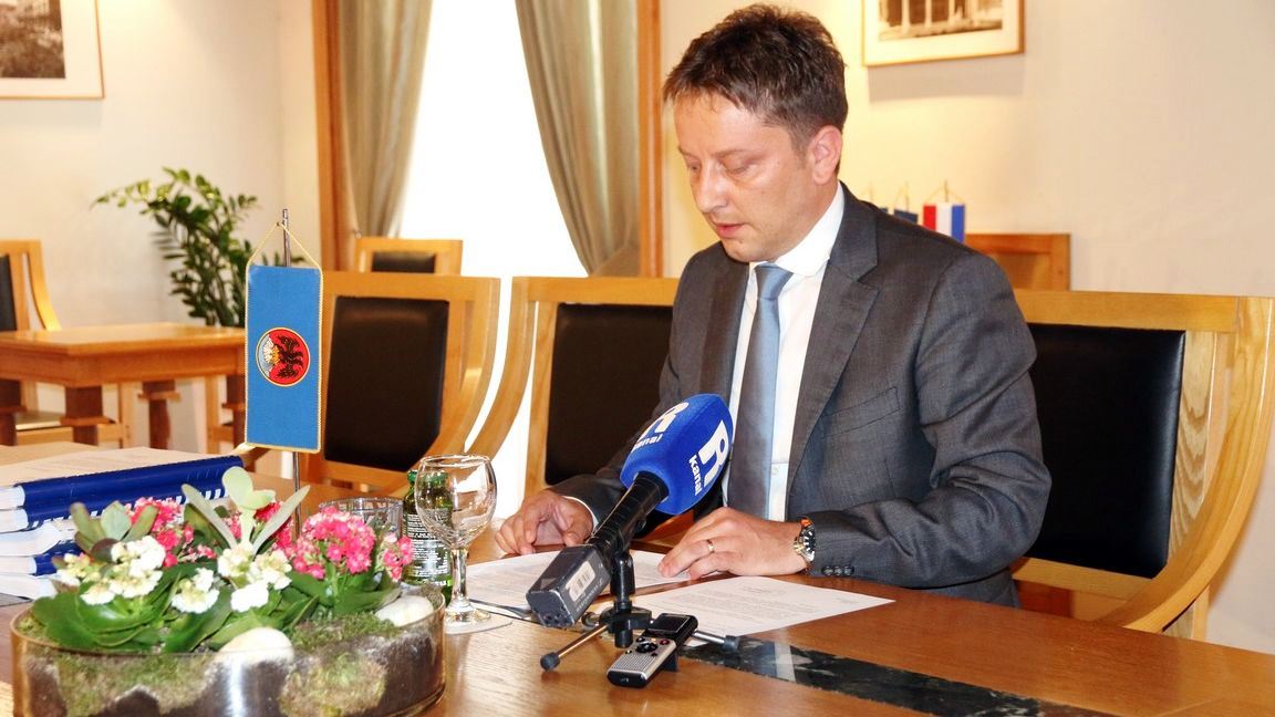 andrej poropat gv press1
