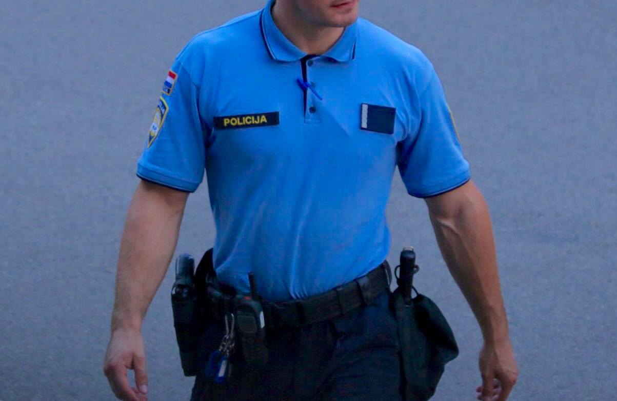 policija policajac