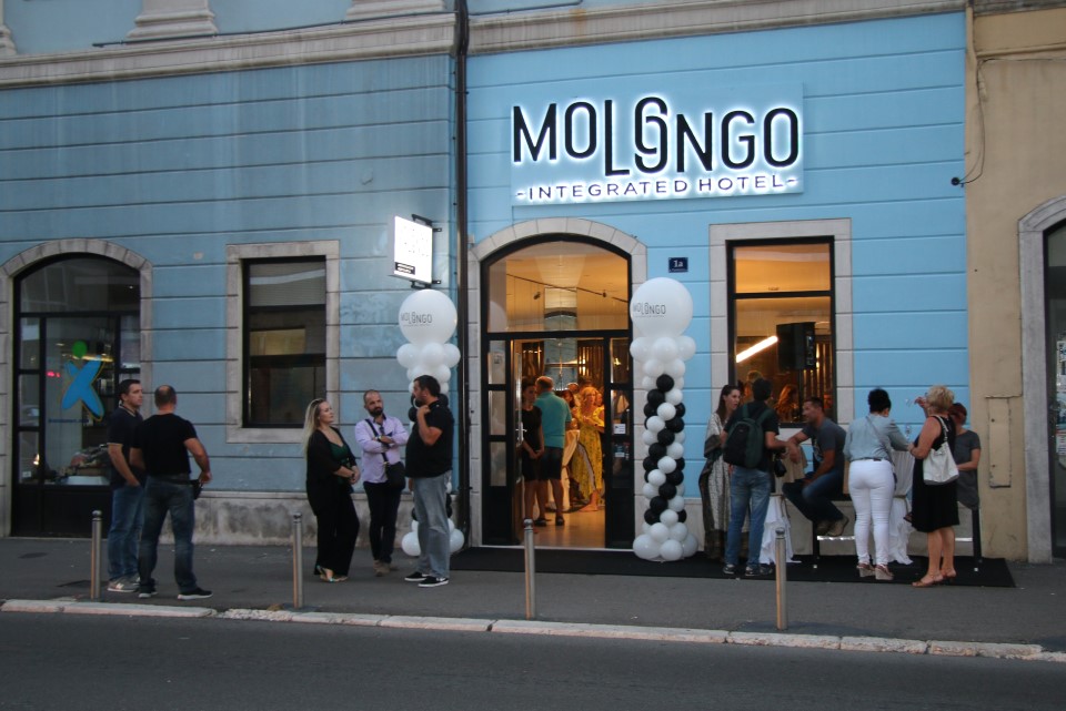 molo longo1 molo longo1