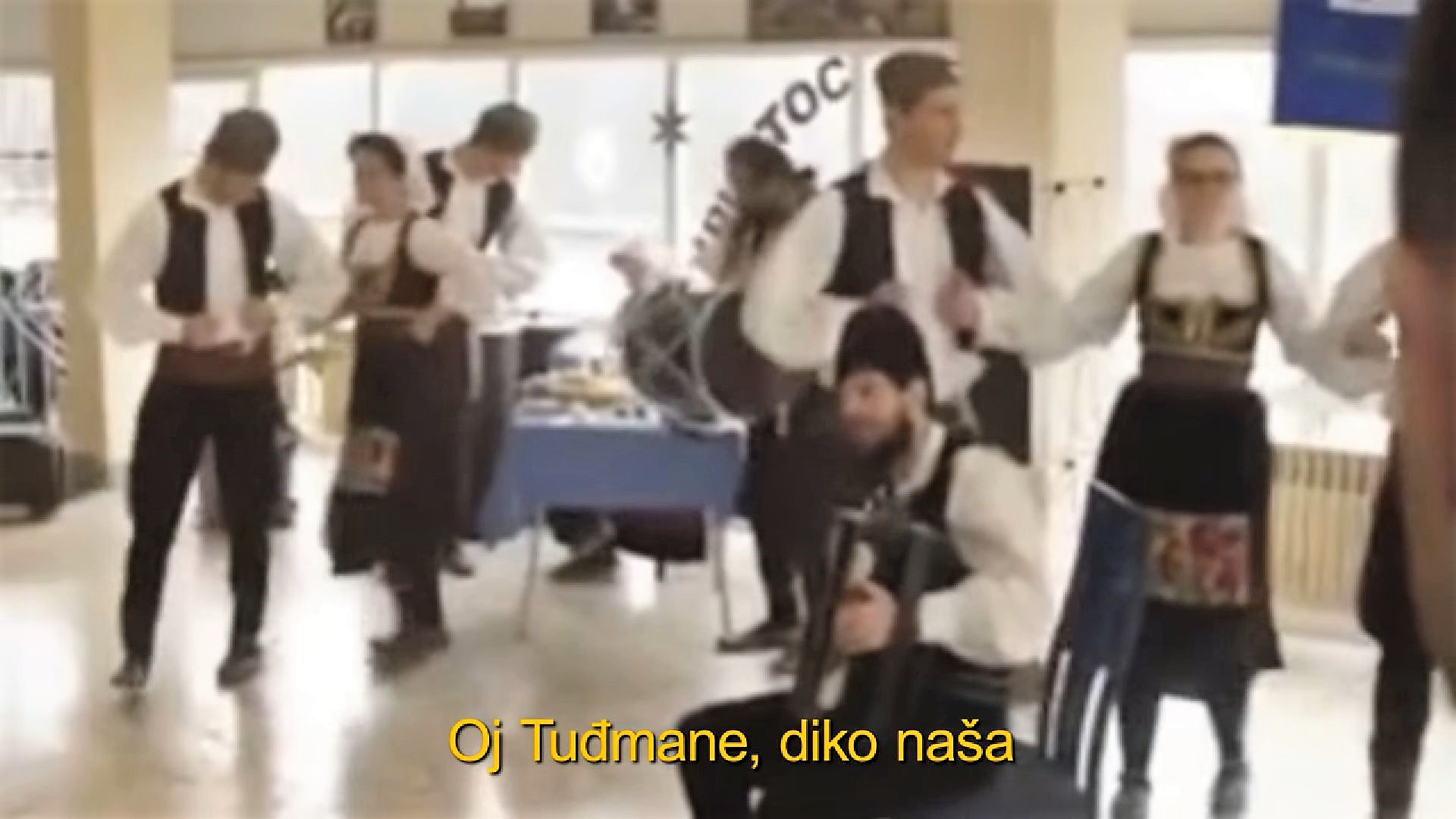 srbi plešu bolja srbi plešu bolja