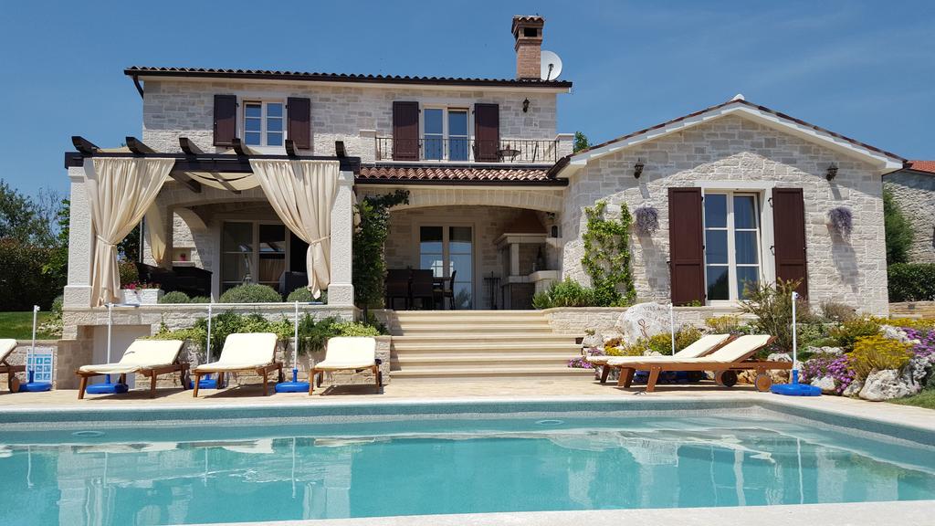 vila istra