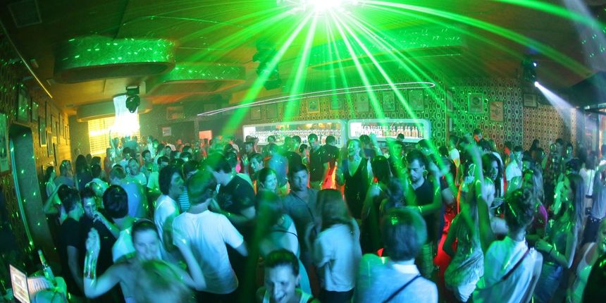 mladi-izlazak-klub-filip brala pixsell mladi-izlazak-klub-filip brala pixsell