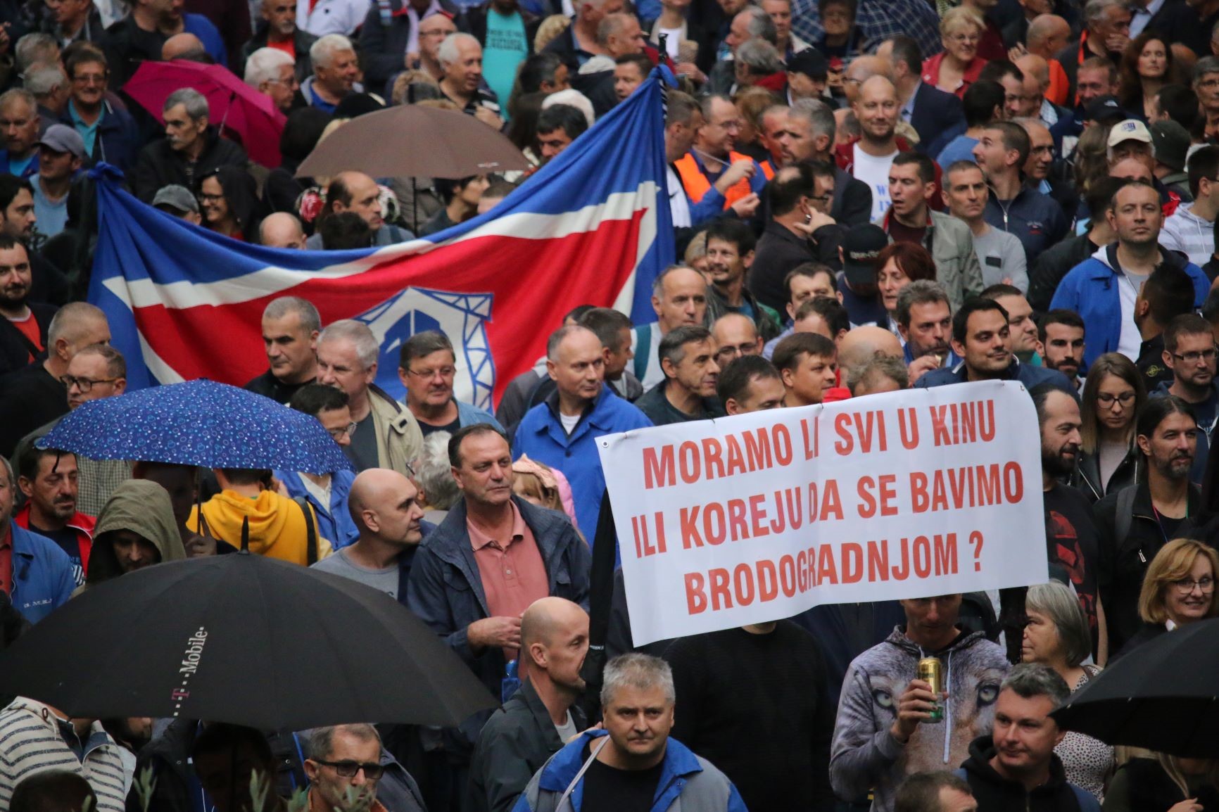 korzo prosvjed 3. maj korzo prosvjed 3. maj