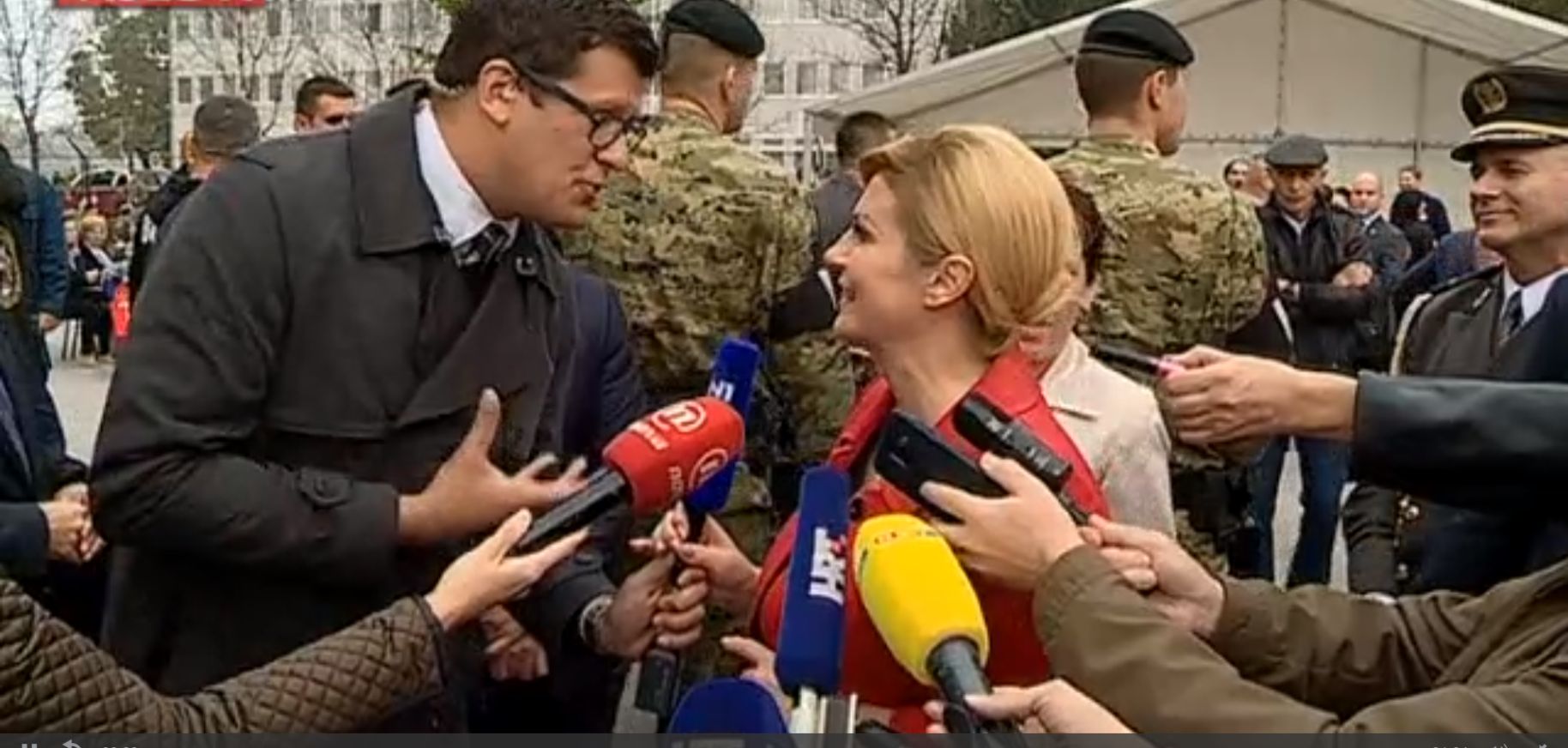 mikrofon kolinda
