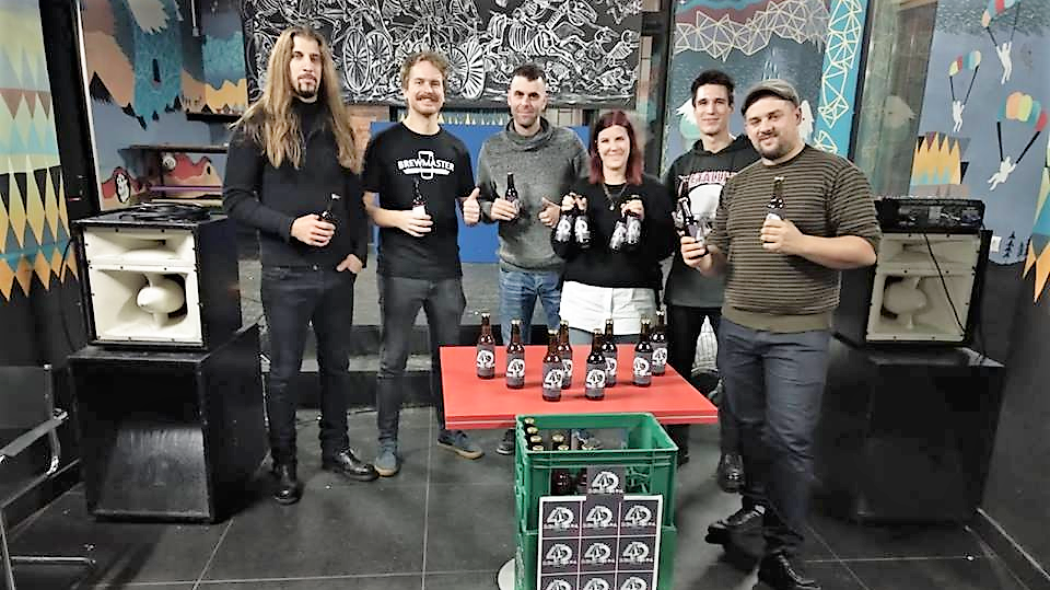 ri rock pivo