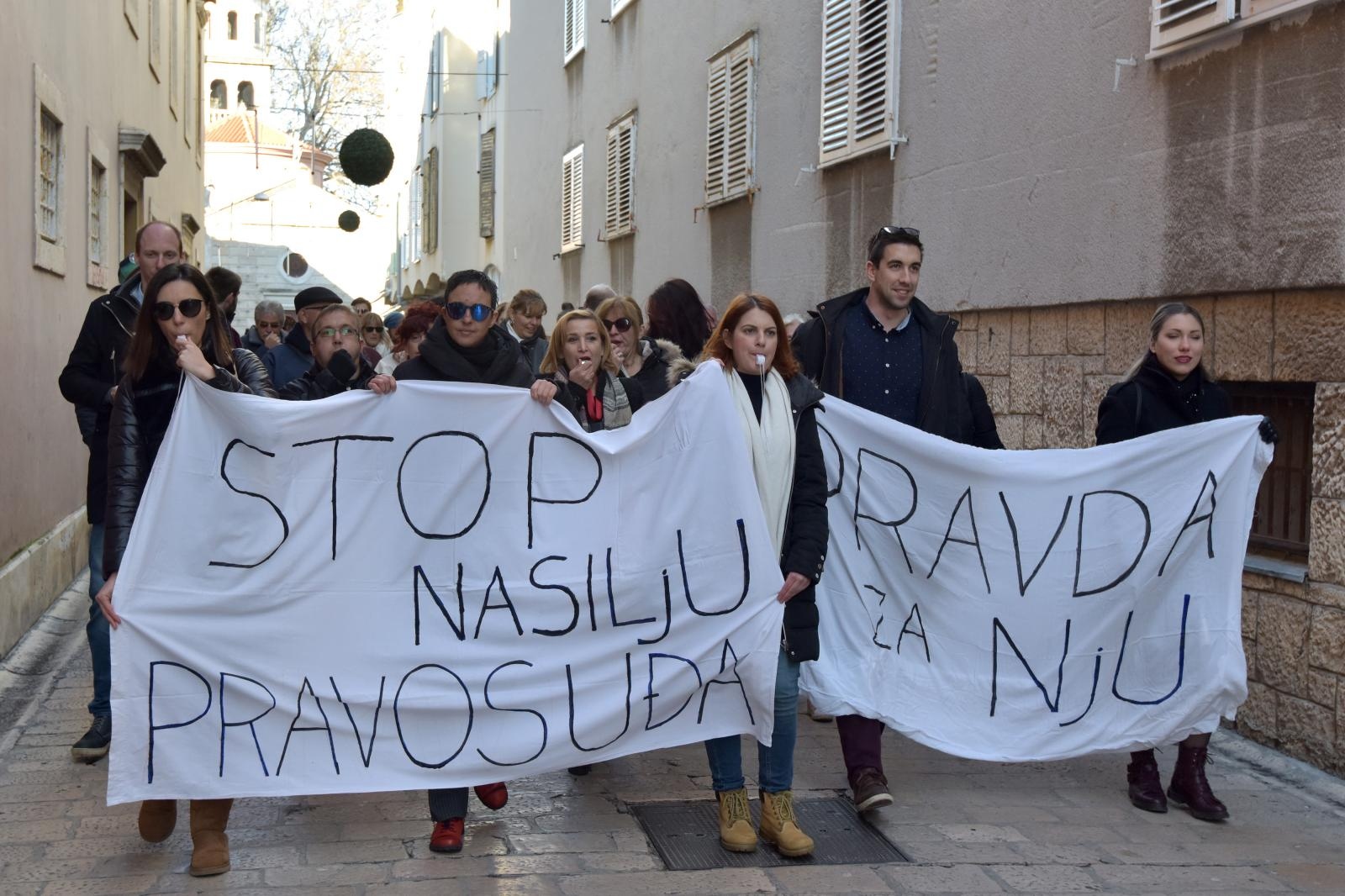 Zadar: Prosvjed protiv puštanja na slobodu Darka Kovačevića Daruvarca
