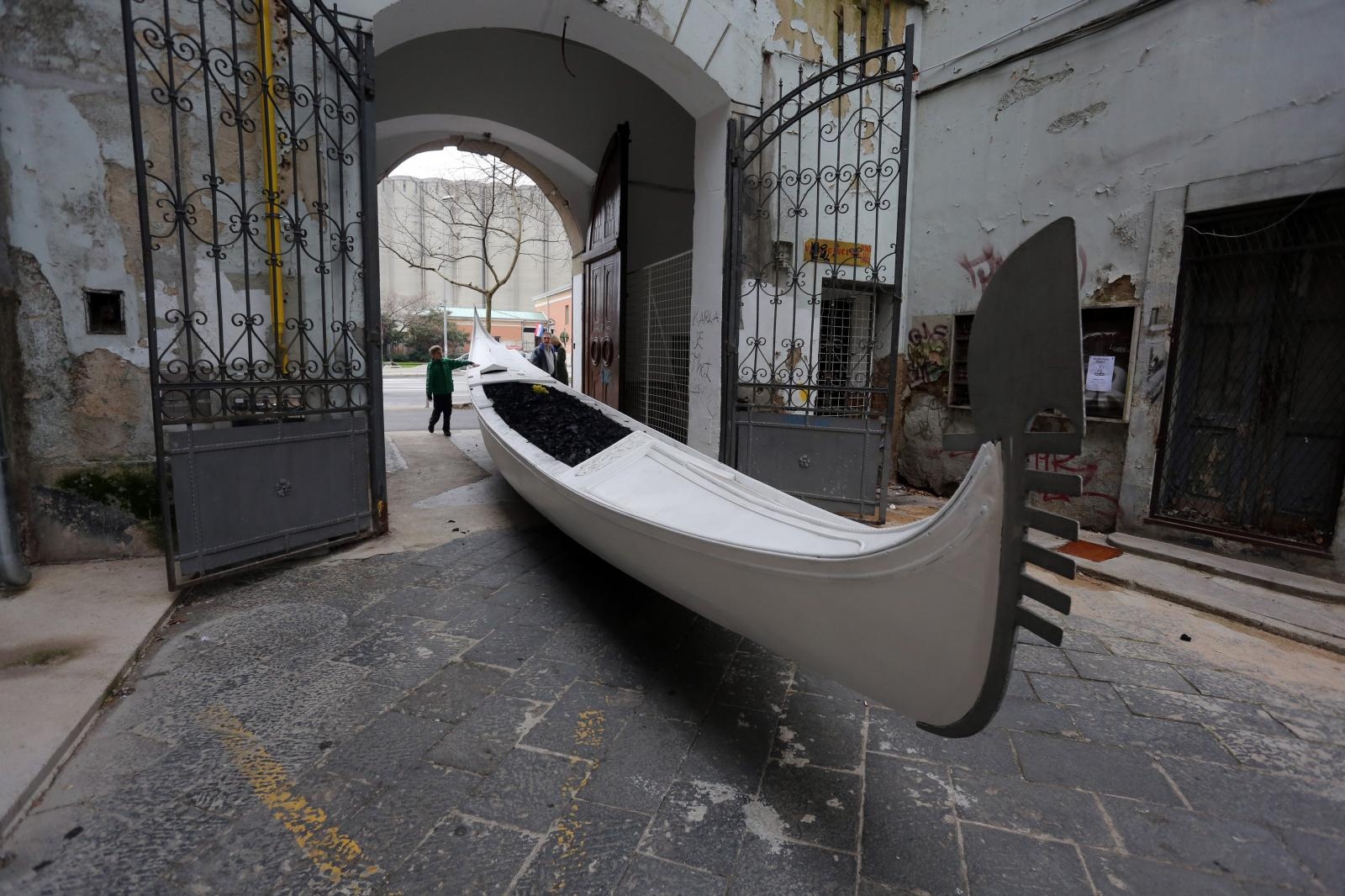 gondola