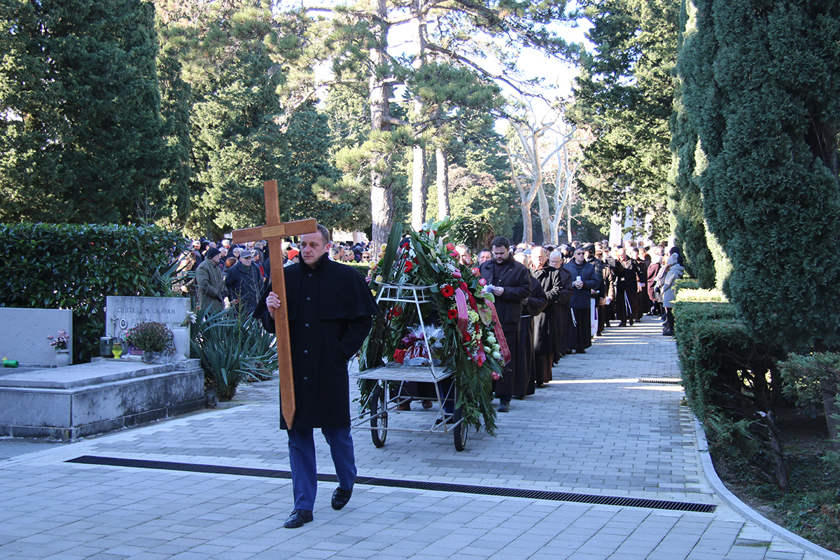 Pokopan-fra-Emanuel-Franjo-Hoško-3
