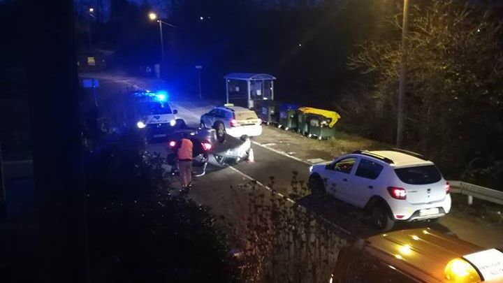 auto na krovu bijeg – kopija auto na krovu bijeg – kopija