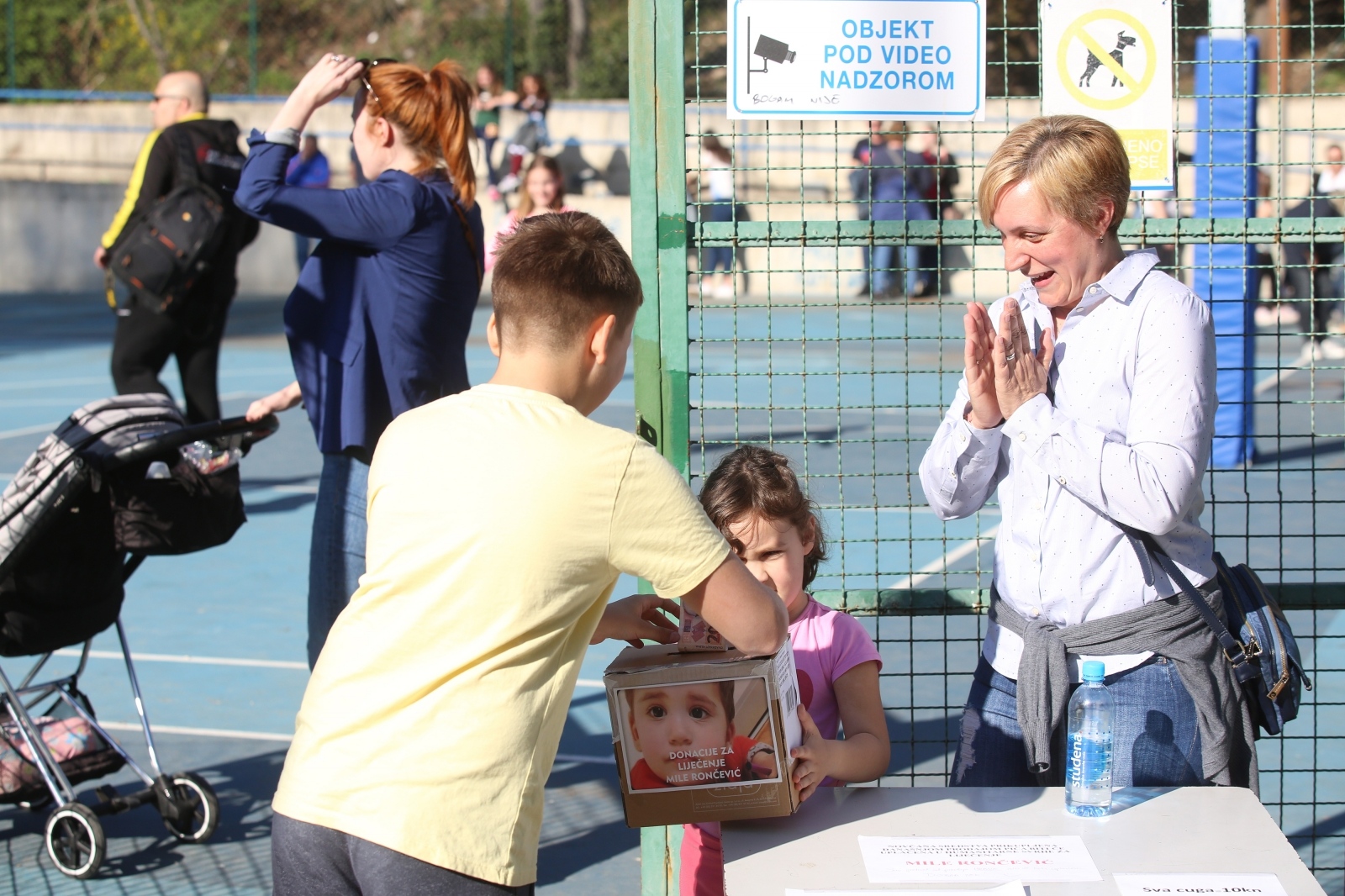 Rijeka: Humanitarna akcija prikupljanja pomoći za Milu Rončević Rijeka: Humanitarna akcija prikupljanja pomoći za Milu Rončević
