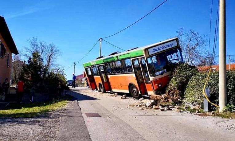 autobus bezjaki nesreća autobus bezjaki nesreća