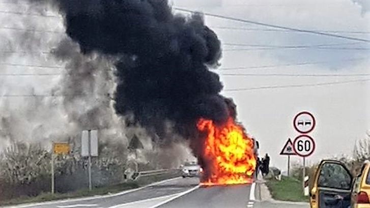 autobus zet požar facebook