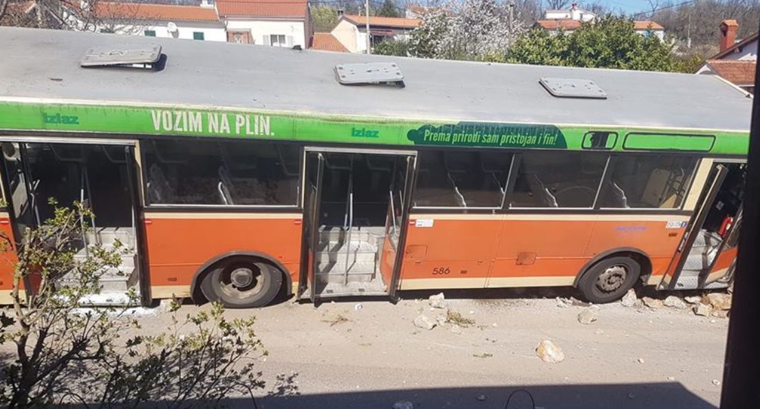 autobus zis trojka autobus zis trojka