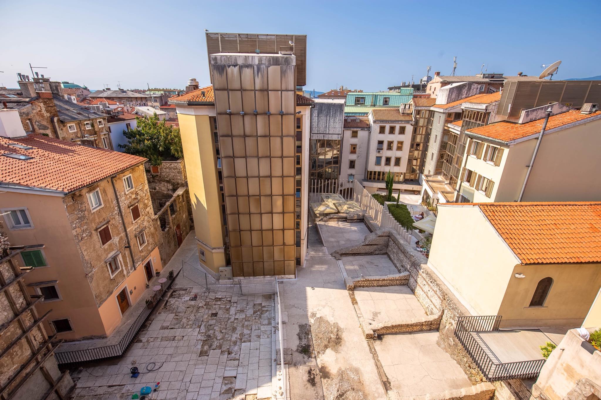 stari grad stari grad