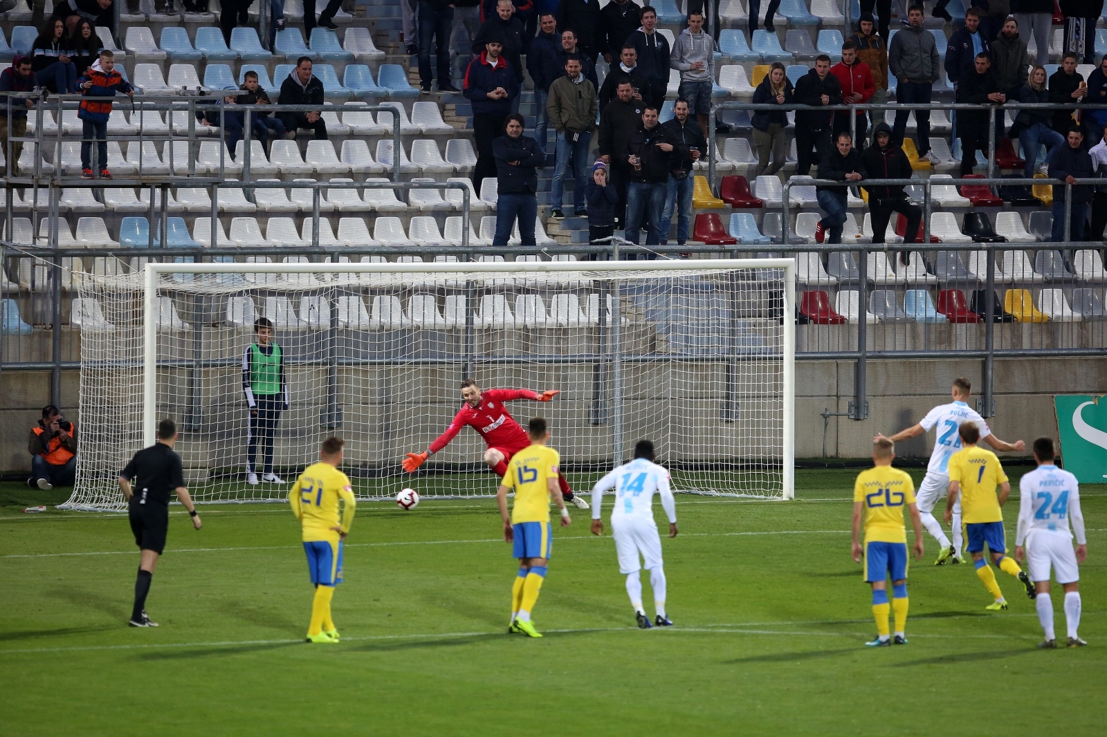 Rijeka: Hrvatski Telekom Prva liga, 29. kolo, HNK Rijeka – NK Inter Zaprešić Rijeka: Hrvatski Telekom Prva liga, 29. kolo, HNK Rijeka – NK Inter Zaprešić