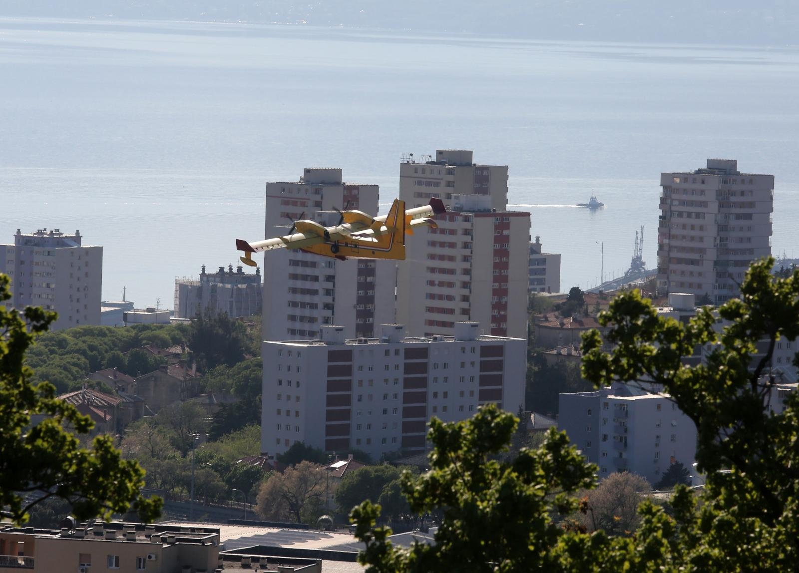 Rijeka: Vatrogasci lokalizirali požar na podrucju iznad naselja Draga